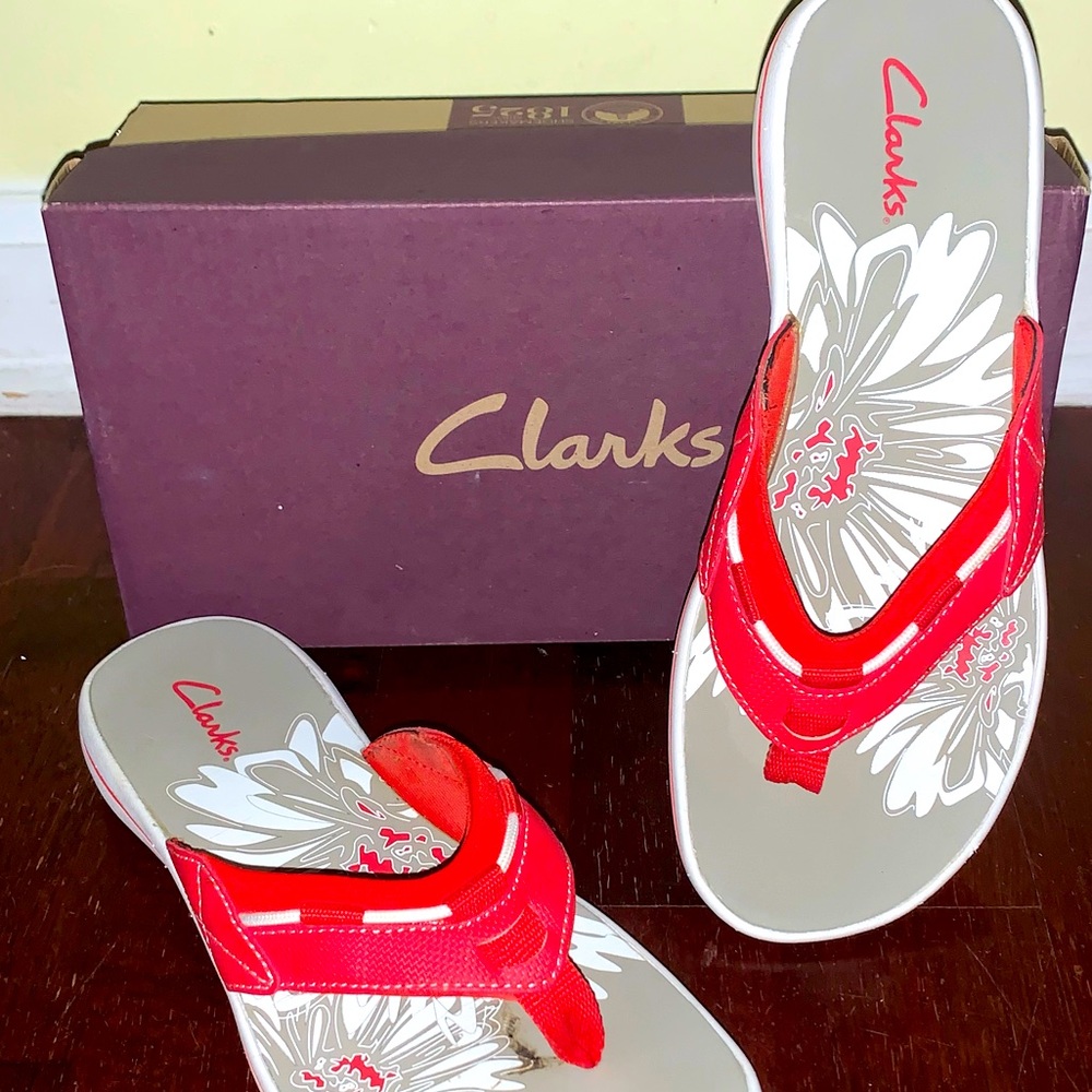 💥 CLARKS red White Sea  breeze sandals women’s size 7